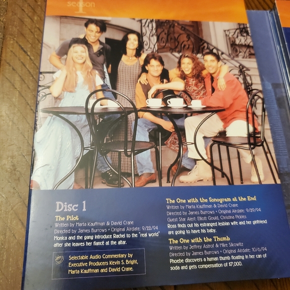 🎈2/$15 Friends season 1 DVD box set - Picture 7 of 10
